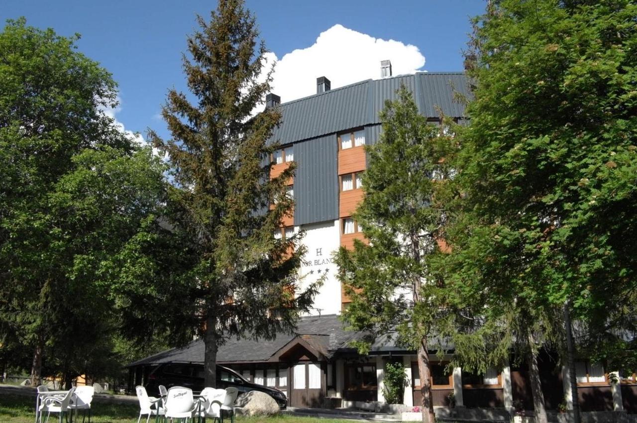 Hotel Or Blanc Espot Exterior photo
